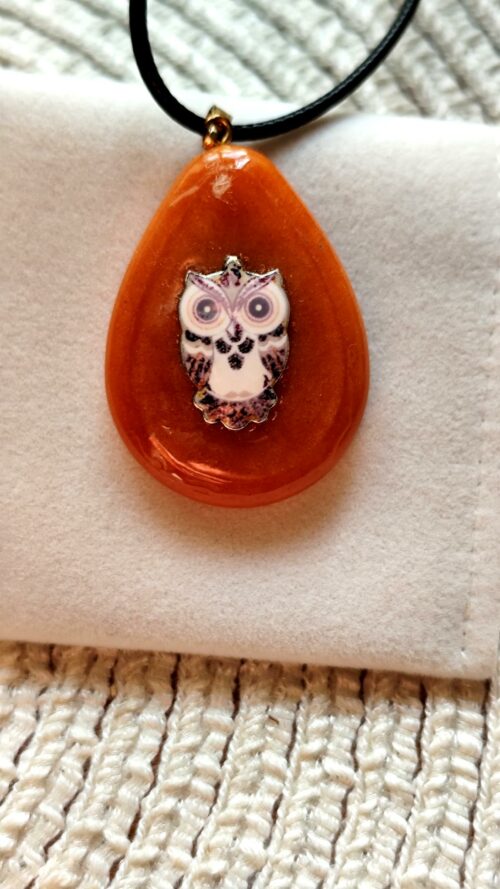 Pendentif résine "Chouette alors !!"